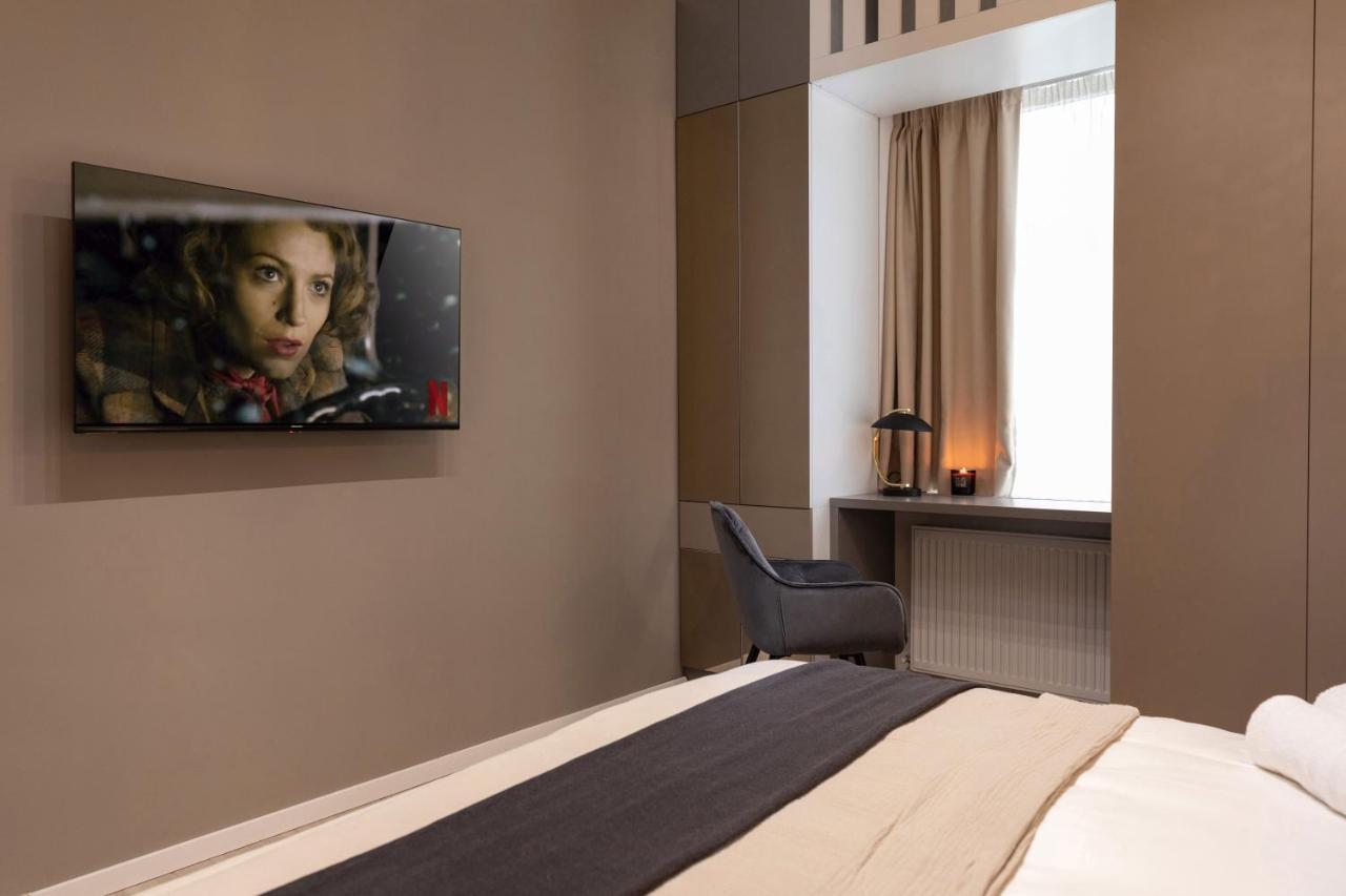 Appartement Qult - Misty Night à Bucarest Extérieur photo