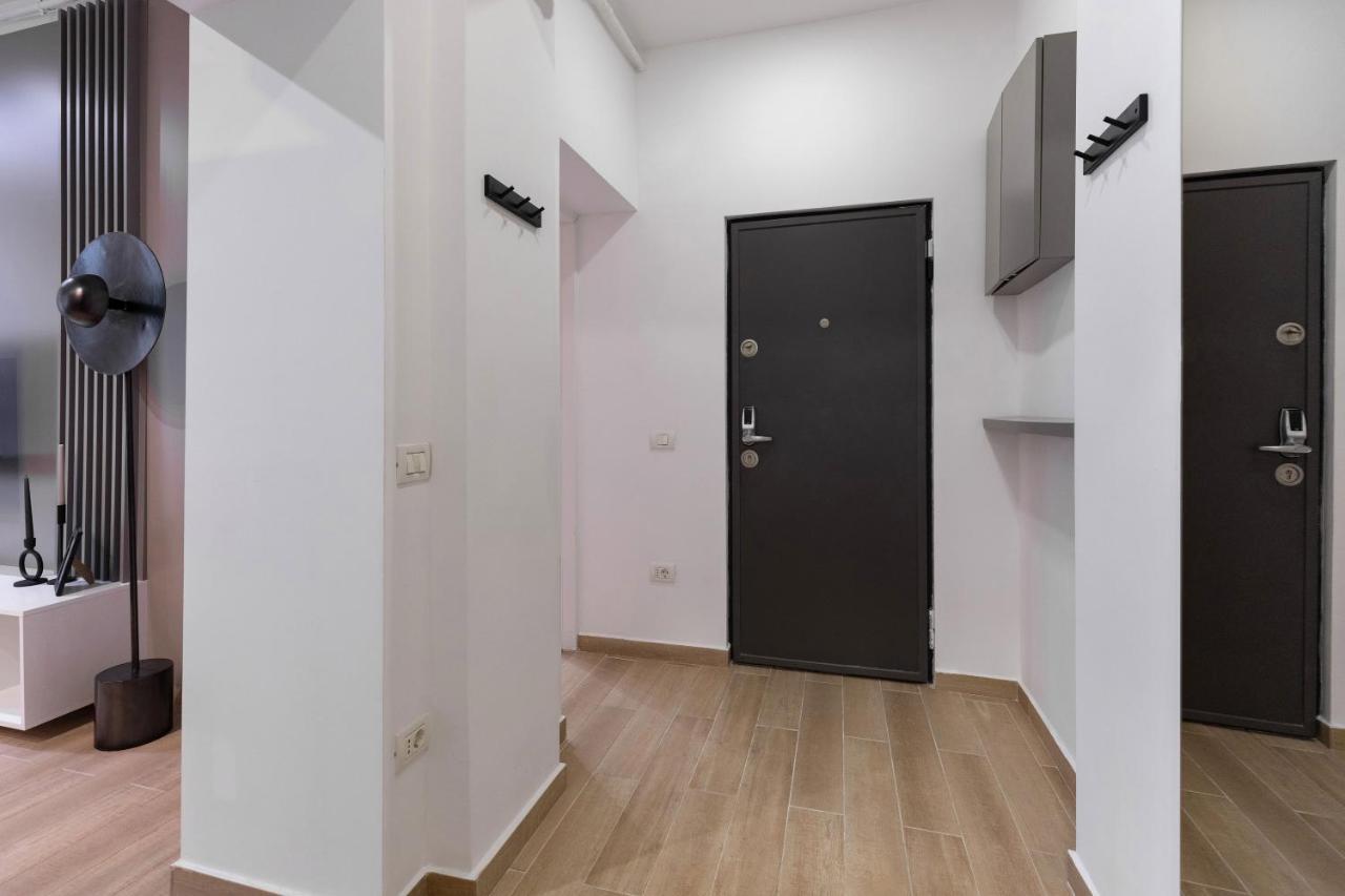 Appartement Qult - Misty Night à Bucarest Extérieur photo